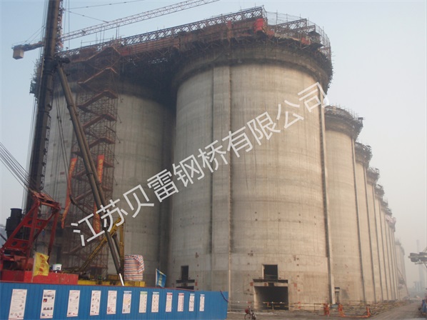貝雷片在橋梁建設(shè)領(lǐng)域大放異彩，推動(dòng)行業(yè)快速發(fā)展
